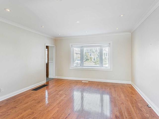 283 Bogert Ave, House detached with 4 bedrooms, 2 bathrooms and 1 parking in Toronto ON | Image 17