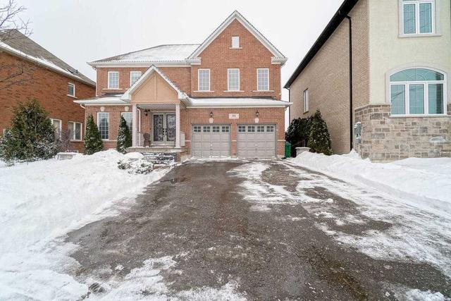 34 Hibiscus Crt, House detached with 4 bedrooms, 4 bathrooms and 6 parking in Brampton ON | Image 1