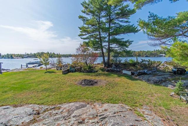 27142 Georgian Bay Shore, House detached with 3 bedrooms, 1 bathrooms and null parking in Georgian Bay ON | Image 11