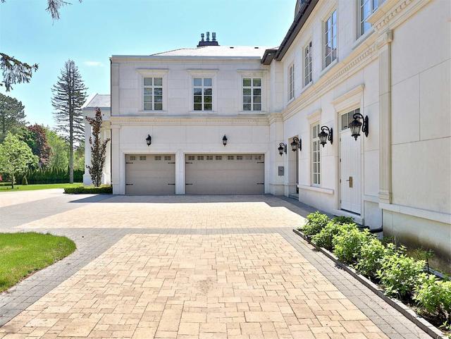 71 The Bridle Path, House detached with 5 bedrooms, 13 bathrooms and 31 parking in Toronto ON | Image 24