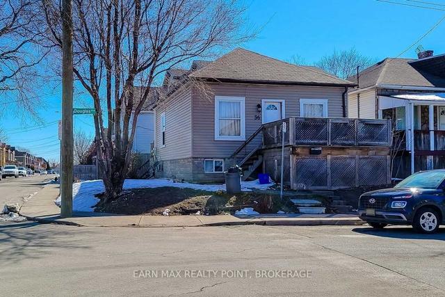 36 Douglas Ave, House detached with 3 bedrooms, 2 bathrooms and 0 parking in Hamilton ON | Image 11