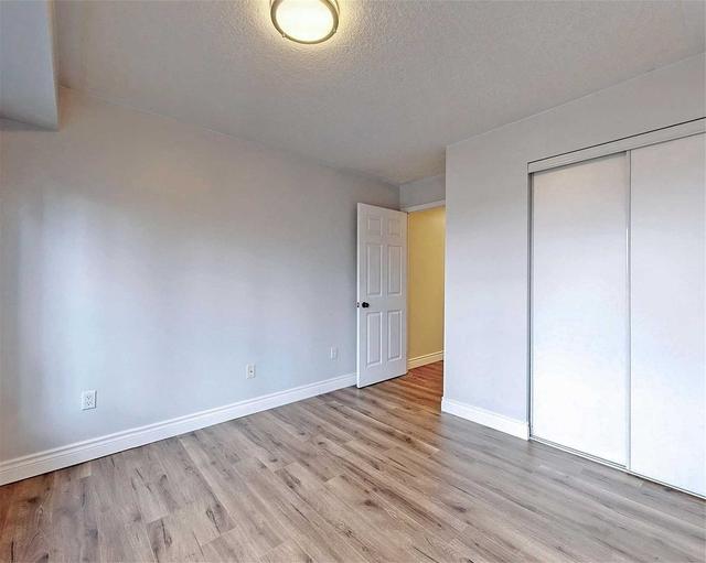 2309 - 909 Bay St, Condo with 3 bedrooms, 2 bathrooms and 1 parking in Toronto ON | Image 19