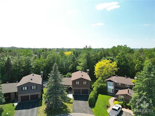 13 Shady Branch Trail, House detached with 4 bedrooms, 3 bathrooms and 6 parking in Ottawa ON | Image 2