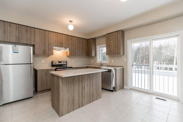 43 Milson Cres, House attached with 4 bedrooms, 4 bathrooms and 1 parking in Guelph ON | Image 9