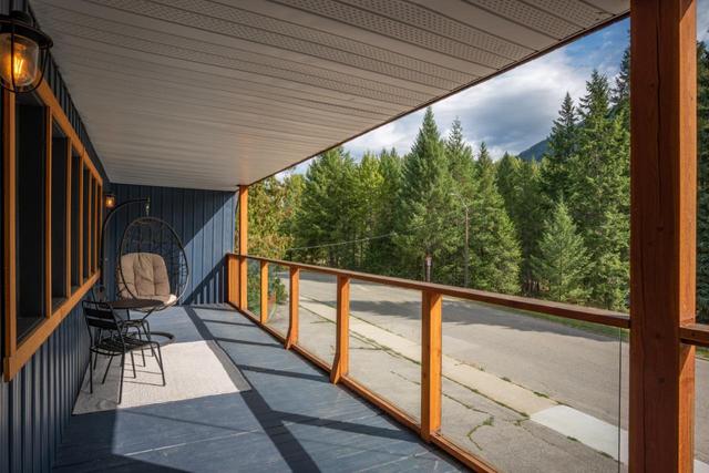 516 Glendale Avenue, House detached with 5 bedrooms, 3 bathrooms and 20 parking in Salmo BC | Image 47