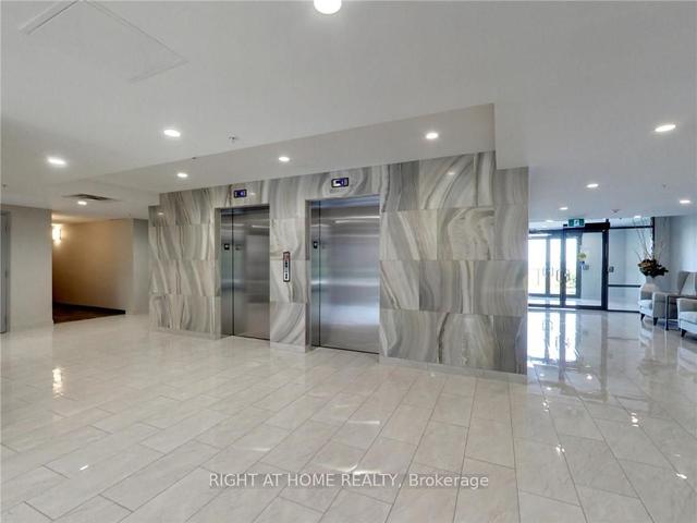 314 - 35 Southshore Cres, Condo with 1 bedrooms, 1 bathrooms and 1 parking in Hamilton ON | Image 4