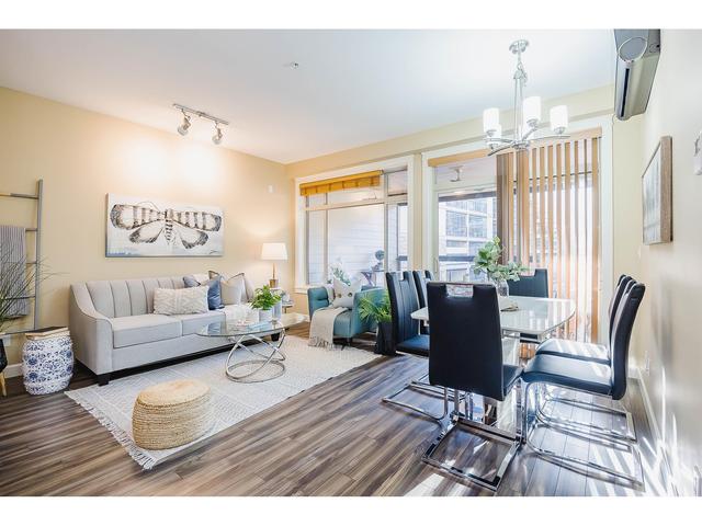 204 - 32445 Simon Avenue, Condo with 1 bedrooms, 1 bathrooms and 2 parking in Abbotsford BC | Card Image