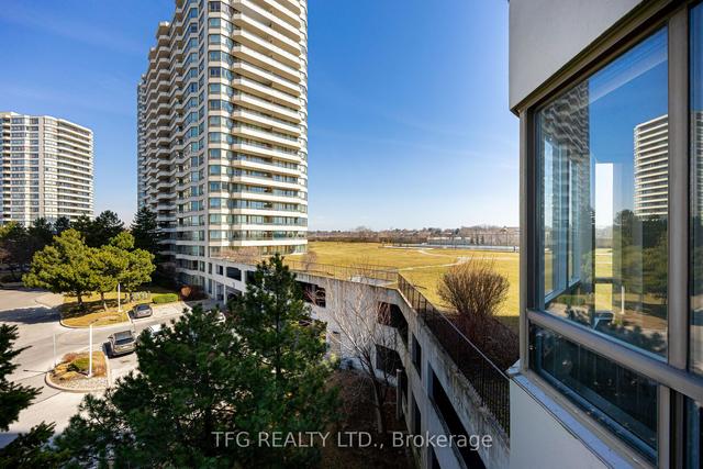 482 - 1 Greystone Walk Dr, Condo with 2 bedrooms, 2 bathrooms and 1 parking in Toronto ON | Image 18