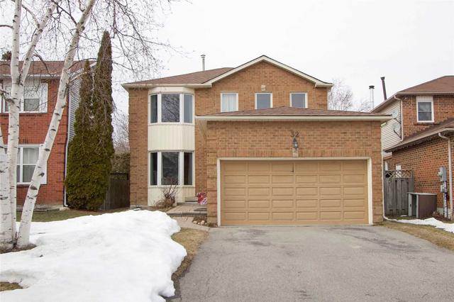 32 Stanford Cres, House detached with 4 bedrooms, 4 bathrooms and 6 parking in Clarington ON | Image 1