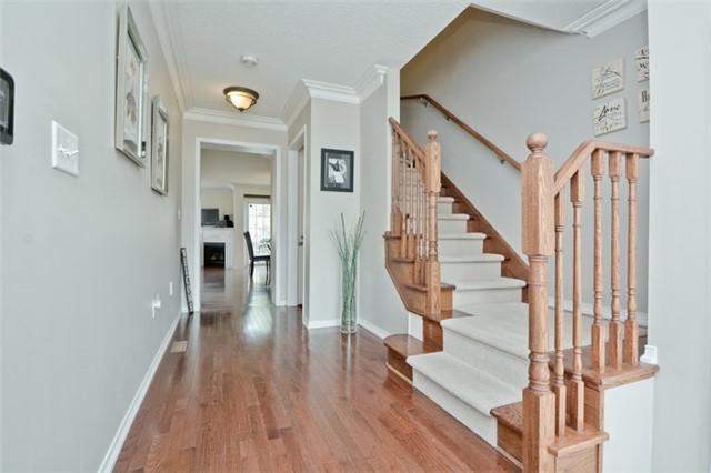 49 Tempo Way, House attached with 3 bedrooms, 3 bathrooms and 1 parking in Whitby ON | Image 13