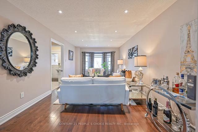 14 Greentree Crt, House detached with 4 bedrooms, 5 bathrooms and 6 parking in Brampton ON | Image 39