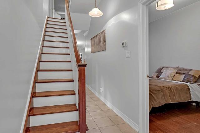 240 Lisgar St, House attached with 5 bedrooms, 3 bathrooms and 1 parking in Toronto ON | Image 24
