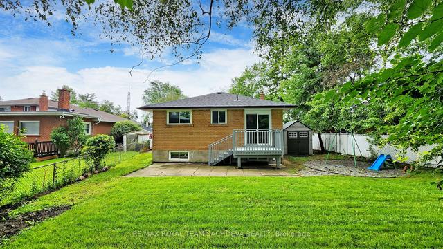 66 Fordover Dr, House detached with 3 bedrooms, 4 bathrooms and 3 parking in Toronto ON | Image 25
