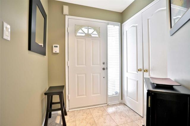 47B - 1084 Queen St W, Townhouse with 3 bedrooms, 3 bathrooms and 1 parking in Mississauga ON | Image 2