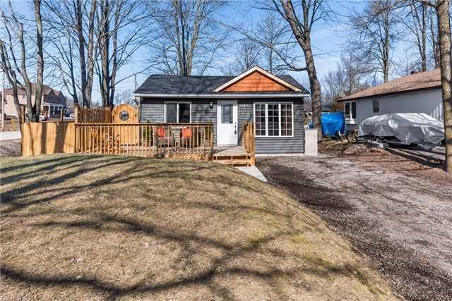 1140 Poplar Rd, House detached with 2 bedrooms, 1 bathrooms and 6 parking in Barrie ON | Image 4