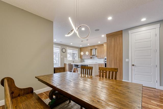 2009 20 Avenue Nw, House detached with 4 bedrooms, 3 bathrooms and 2 parking in Calgary AB | Image 10