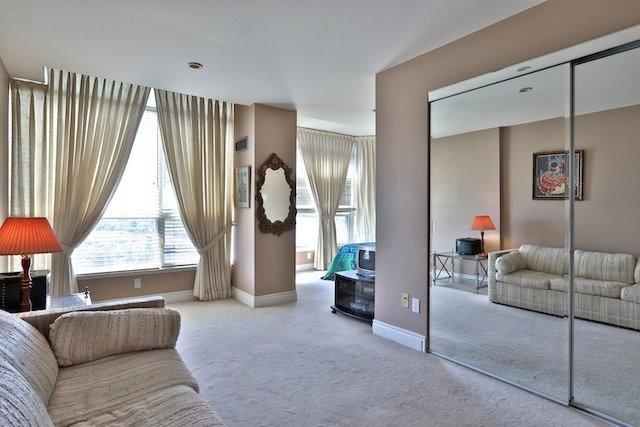 Ph10 - 1 Clark Ave W, Condo with 2 bedrooms, 3 bathrooms and 2 parking in Vaughan ON | Image 16