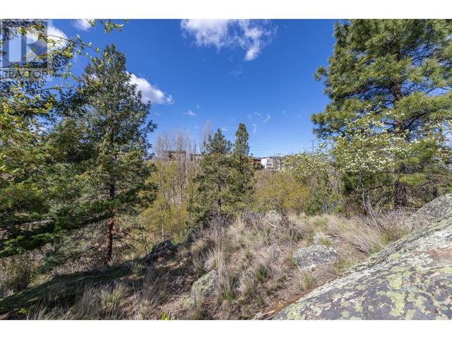 276 Heritage Boulevard, House detached with 3 bedrooms, 2 bathrooms and 2 parking in Okanagan Similkameen D BC | Image 57