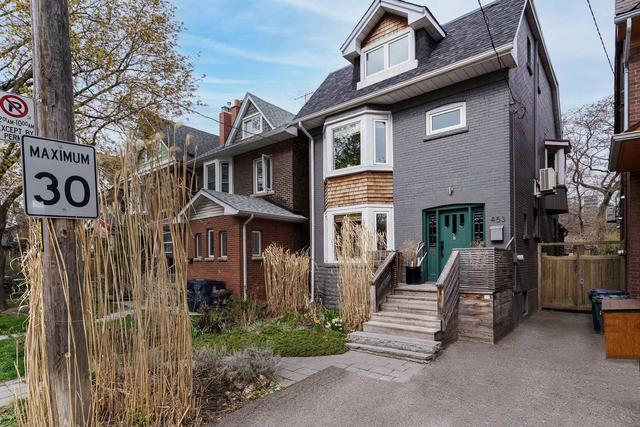 453 Gladstone Ave, House detached with 5 bedrooms, 3 bathrooms and 1 parking in Toronto ON | Image 1