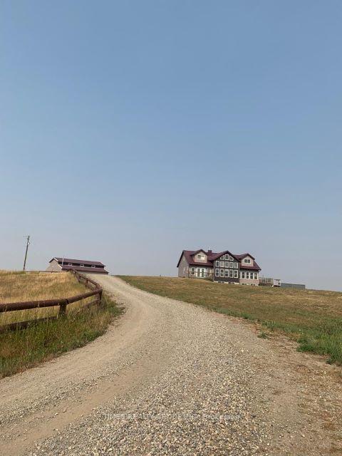 22037 Range Road 280, House detached with 3 bedrooms, 4 bathrooms and 10 parking in Cardston County AB | Image 33