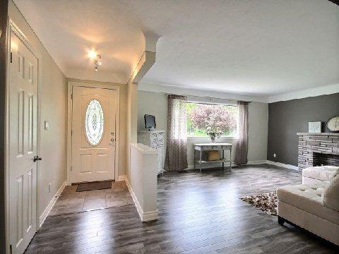 80 Drummond Cres, House detached with 3 bedrooms, 2 bathrooms and 3 parking in Fort Erie ON | Image 4