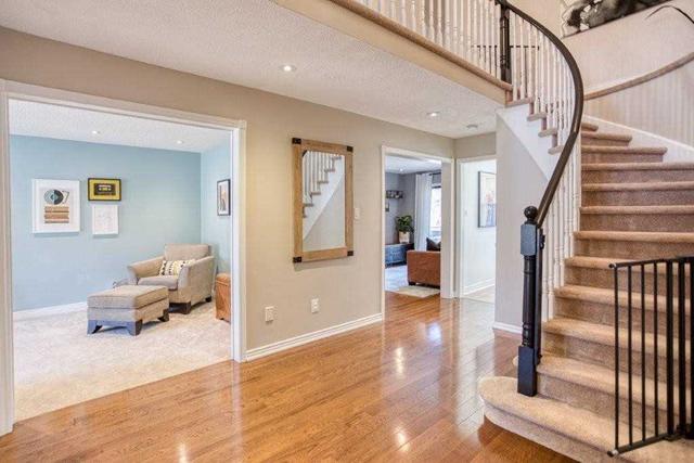 1337 Sir David Dr, House detached with 4 bedrooms, 4 bathrooms and 4 parking in Oakville ON | Image 23