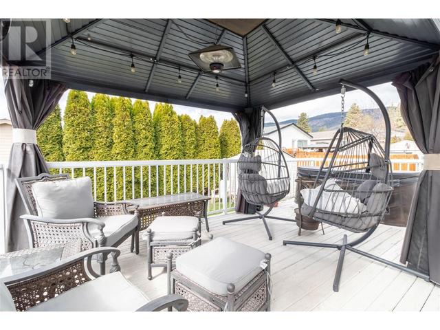 1028 - 2440 Old Okanagan Highway, House other with 3 bedrooms, 2 bathrooms and 2 parking in Tsinstikeptum  9 BC | Image 24