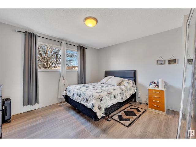 3418 135 Av Nw, House semidetached with 4 bedrooms, 1 bathrooms and null parking in Edmonton AB | Image 18