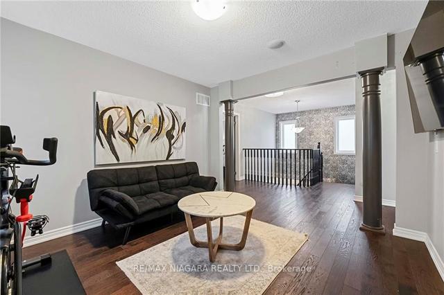 114 Winterberry Blvd, House detached with 3 bedrooms, 3 bathrooms and 4 parking in Thorold ON | Image 9