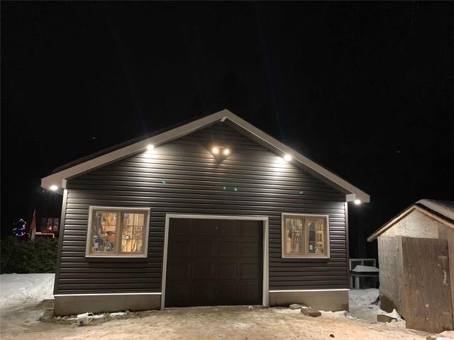 1081 Larch St, House detached with 2 bedrooms, 1 bathrooms and 9 parking in Innisfil ON | Image 20