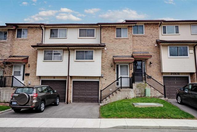 5 - 3430 Kingston Rd, Townhouse with 3 bedrooms, 2 bathrooms and 1 parking in Toronto ON | Image 1