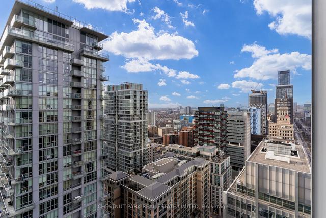 2903 - 180 University Ave, Condo with 1 bedrooms, 2 bathrooms and 1 parking in Toronto ON | Image 25