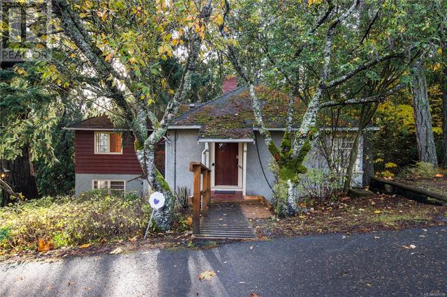331 Atkins Ave, House detached with 3 bedrooms, 2 bathrooms and 4 parking in Langford BC | Image 15