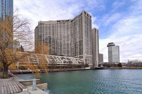 2204 - 65 Harbour Sq, Condo with 2 bedrooms, 2 bathrooms and 1 parking in Toronto ON | Image 1