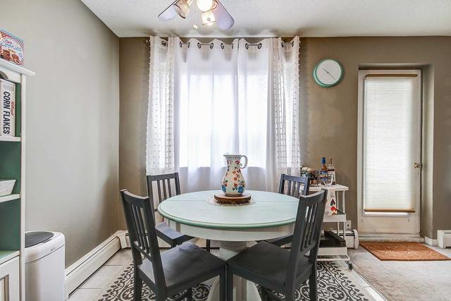 201 - 2411 New St, Condo with 2 bedrooms, 1 bathrooms and 1 parking in Burlington ON | Image 3