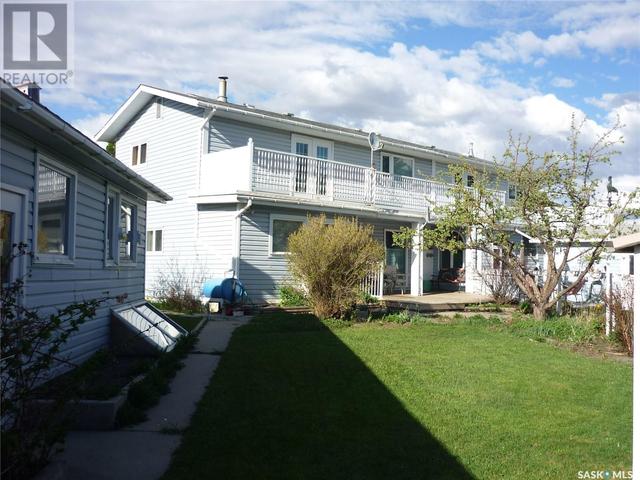 5b Maple Place, House semidetached with 3 bedrooms, 2 bathrooms and null parking in Lanigan SK | Image 6