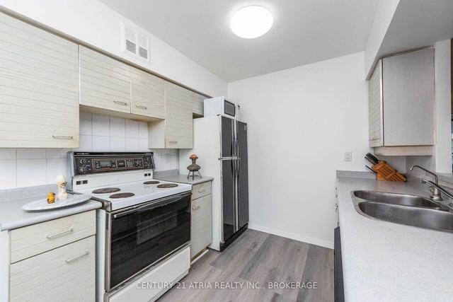 1103 - 30 Greenfield Ave, Condo with 2 bedrooms, 2 bathrooms and 1 parking in Toronto ON | Image 5