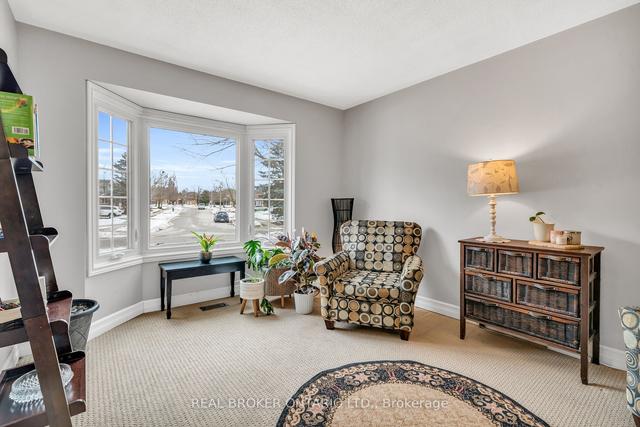 11 Tanager Dr, House detached with 6 bedrooms, 4 bathrooms and 6 parking in Guelph ON | Image 37