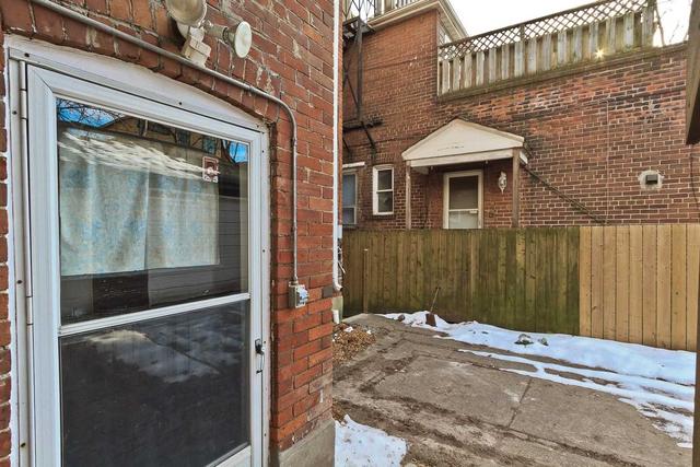 3 bsmnt - 624 Huron St, House other with 2 bedrooms, 2 bathrooms and 0 parking in Toronto ON | Image 25