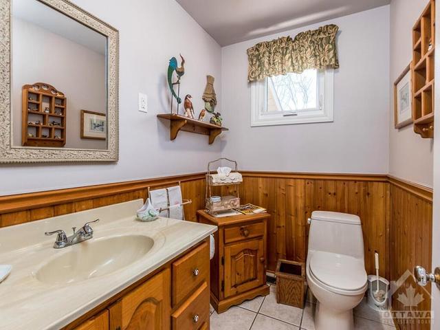 3938 Armitage Avenue, House detached with 3 bedrooms, 3 bathrooms and 4 parking in Ottawa ON | Image 15