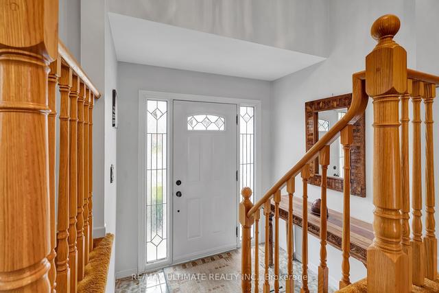 57 Hepworth Dr, House semidetached with 3 bedrooms, 2 bathrooms and 3 parking in Toronto ON | Image 17