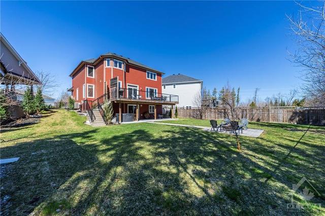 719 Eagle Crest Heights, House detached with 4 bedrooms, 4 bathrooms and 6 parking in Ottawa ON | Image 27