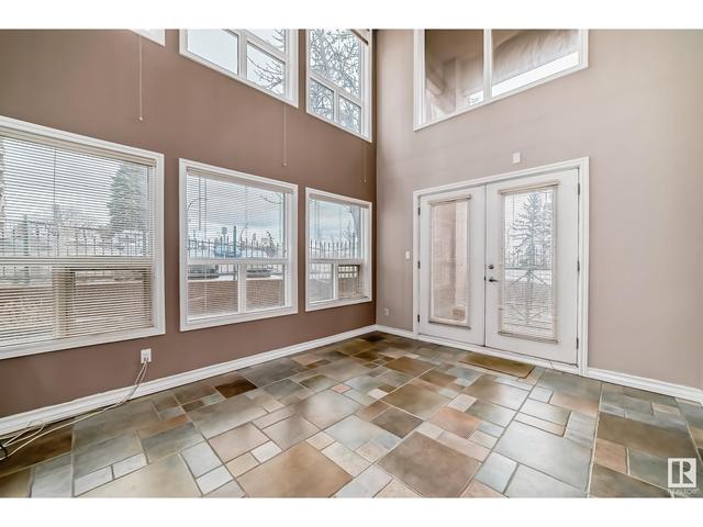 101 - 10855 Saskatchewan Dr Nw, Condo with 3 bedrooms, 2 bathrooms and 1 parking in Edmonton AB | Image 18