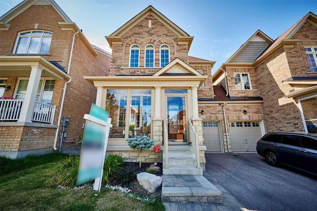204 Harbord St, House attached with 4 bedrooms, 3 bathrooms and 2 parking in Markham ON | Image 1