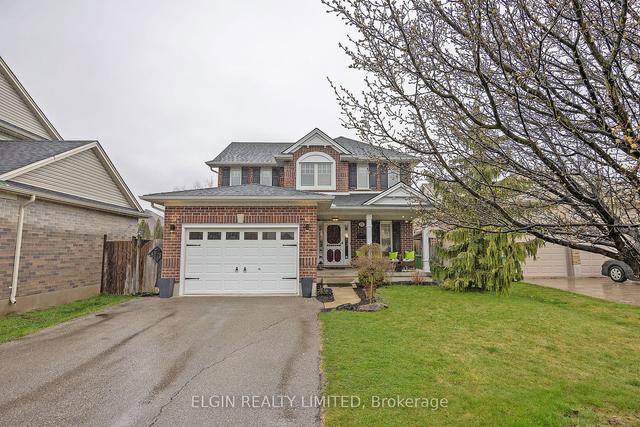 21 Fenwick Crt, House detached with 3 bedrooms, 2 bathrooms and 5 parking in St. Thomas ON | Image 1