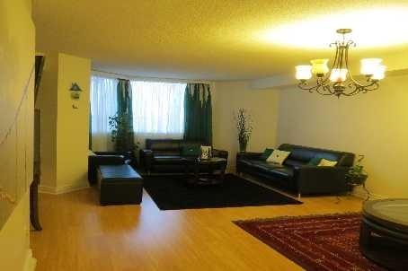 1001 - 236 Albion Rd, Condo with 2 bedrooms, 1 bathrooms and 1 parking in Toronto ON | Image 2