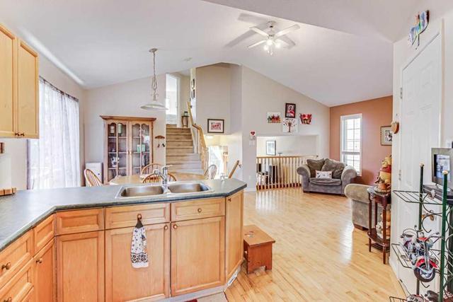 16 Hunter Rd, House detached with 3 bedrooms, 2 bathrooms and 2 parking in Orangeville ON | Image 6