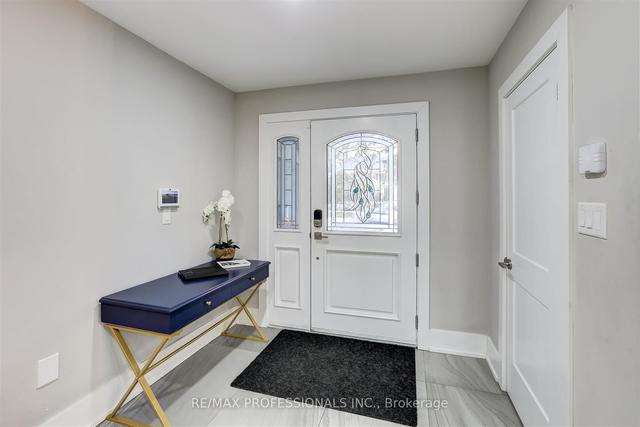 356 The Kingsway, House detached with 3 bedrooms, 4 bathrooms and 6 parking in Toronto ON | Image 34