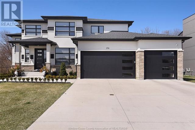 196 Grandview, House detached with 4 bedrooms, 3 bathrooms and null parking in Kingsville ON | Image 3