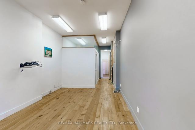 534 Queen St E, House attached with 3 bedrooms, 2 bathrooms and 2 parking in Toronto ON | Image 15